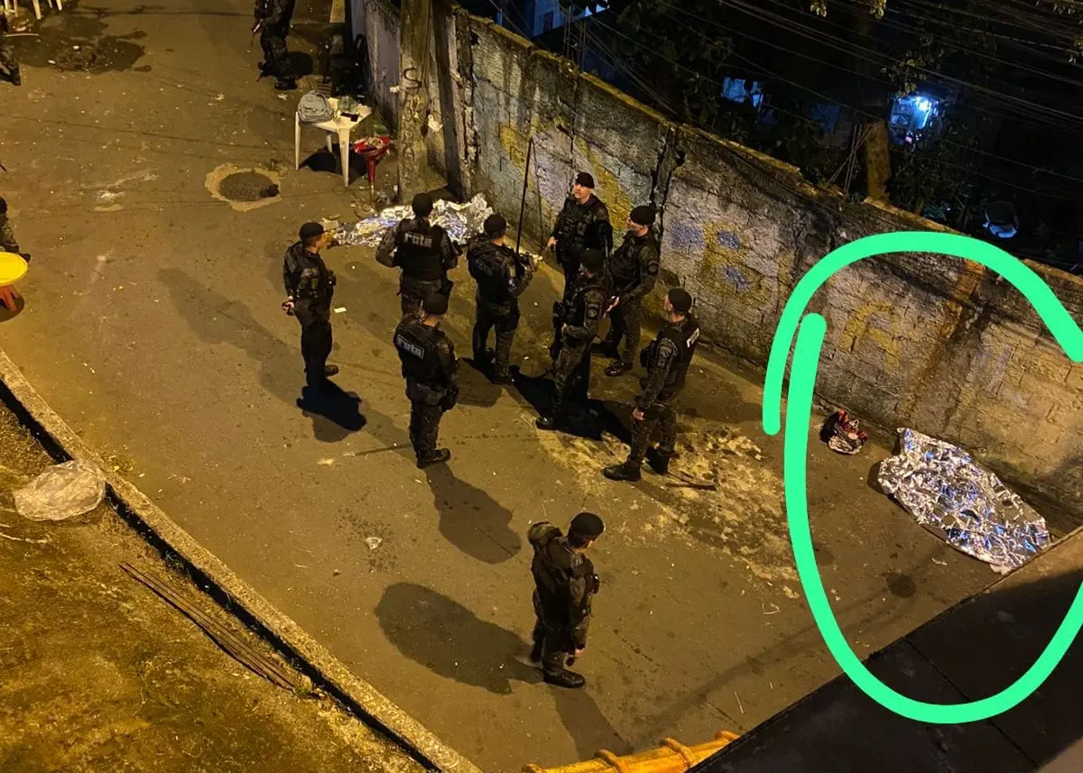 Rota mata duas pessoas na Baixada e impede família de ver corpo