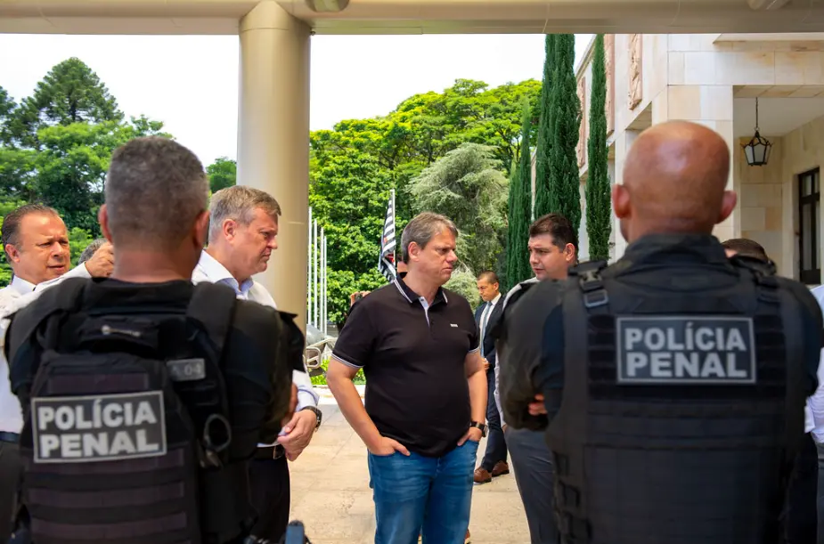 Tarcísio prevê só 10% da verba necessária para exame criminológico em SP