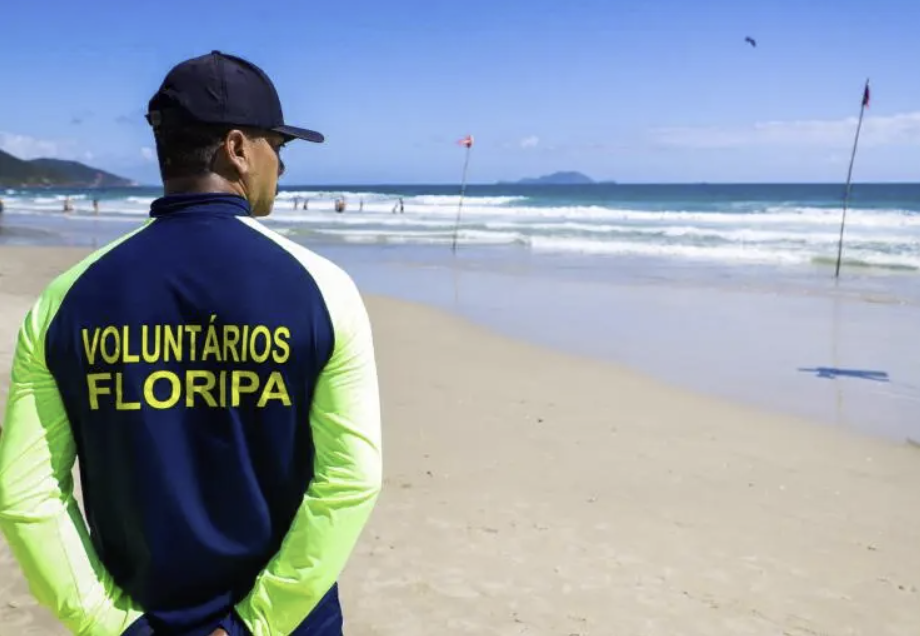 Voluntário com síndrome de polícia?