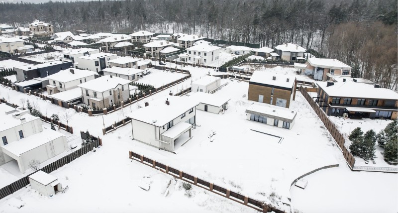 Investigação mostra que promotor de Kyiv está vinculado a casa não registrada