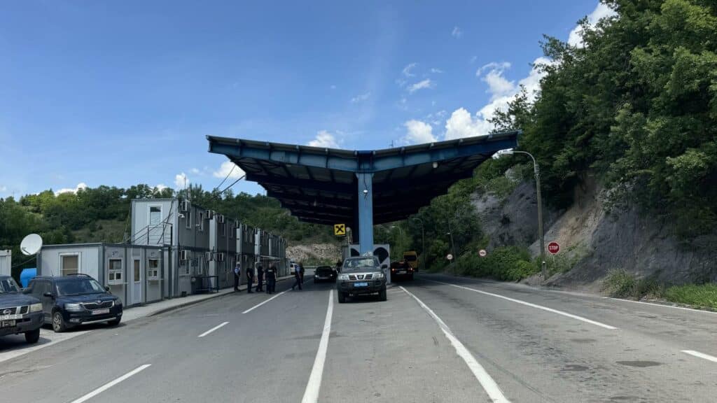 ‘Lei dos Estrangeiros’ assusta os sérvios do Kosovo e os albaneses da Sérvia