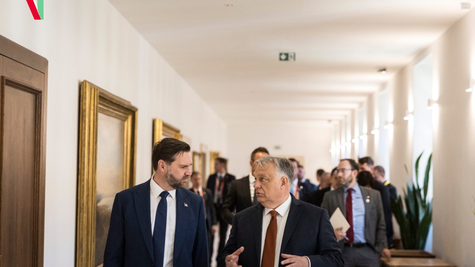 Linha direta do Kremlin: como a Hungria se coordena com a Rússia bloqueando a entrada da Ucrânia na UE