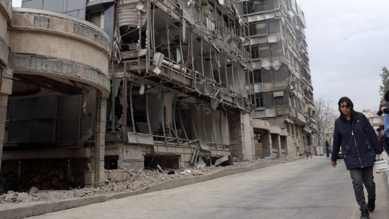 Governos dos Bálcãs lutam para proteger os cidadãos na zona de conflito no Médio Oriente