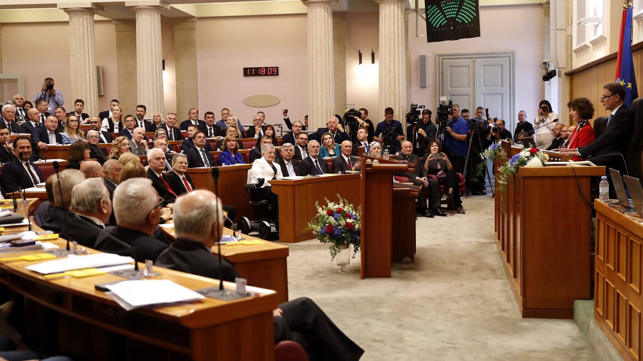 Lei de Mídia Croata Adota Padrões da UE e Regras de Rotulagem de Conteúdo de IA