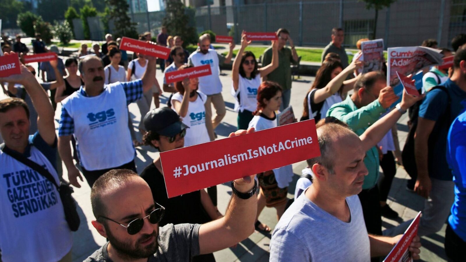 Relatório destaca a situação da liberdade de imprensa na Turquia, Sérvia e Bulgária