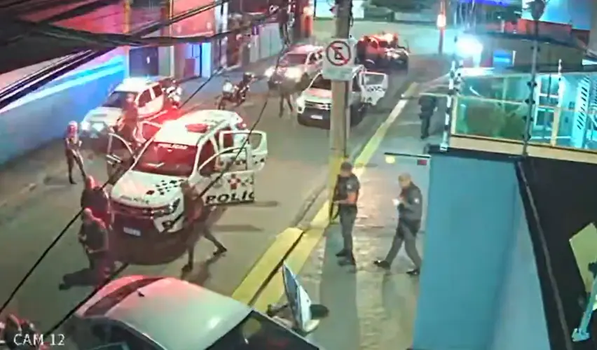Testemunhas dizem ter visto s&oacute; uma arma com assaltantes no caso em que PM foi morto em SP